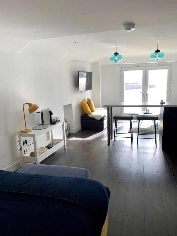 Modern Studio Apartment With Stunning Views! St. Ives Exterior foto
