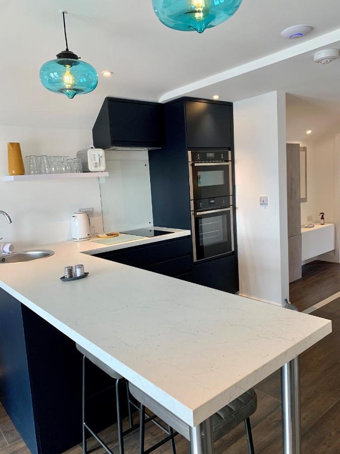 Modern Studio Apartment With Stunning Views! St. Ives Exterior foto